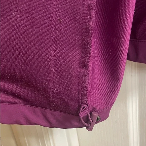 Columbia Women's Rain Jacket - Picture 5 of 9